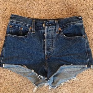 LEVIS VINTAGE 501 SHORT!!